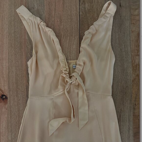 Abercrombie & Fitch Cinched Neckline Midi Slip Dress with Slit Very Light Orange - Picture 4 of 6